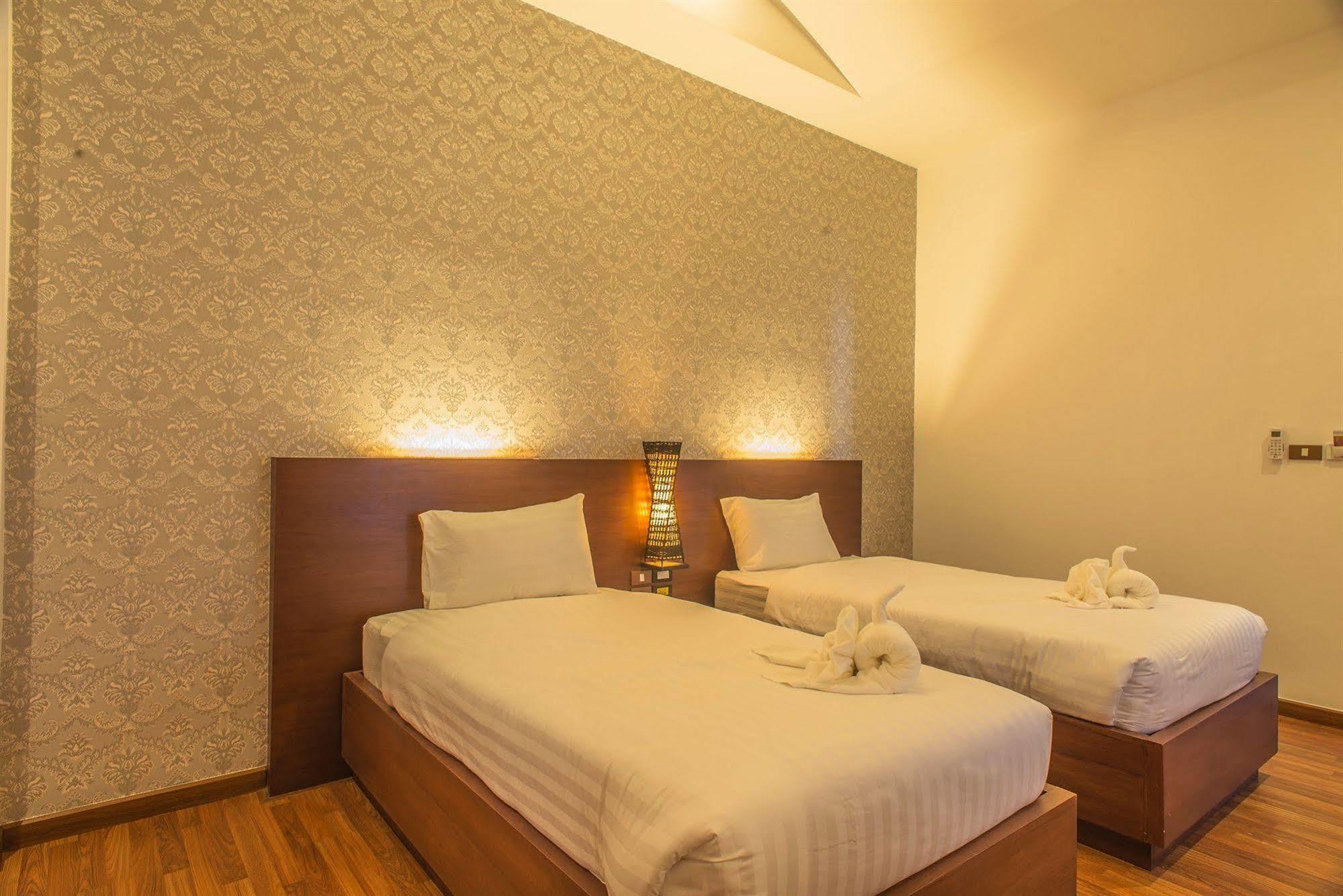 Jingjit Hotel Krabi Exterior photo